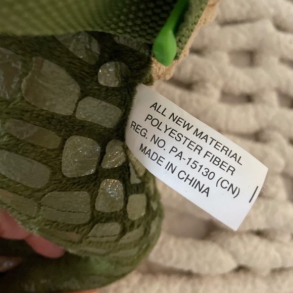 T-REX KIDS PLUSH BACKPACK - Picture 7 of 14